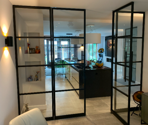 Raamkozijnen van staal roomdivider stalen deuren gemaakt door Staal Style