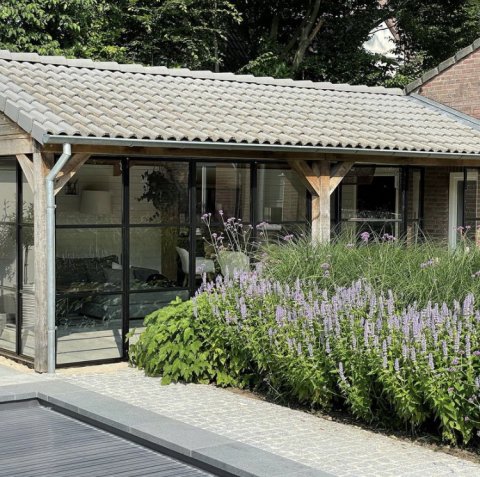 Stalen terraswand tuinhuis serre op maat gemaakt door Staal Style